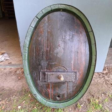 Decoratief muurschild wijnvat, ovaal hangend beschikbaar voor biedingen