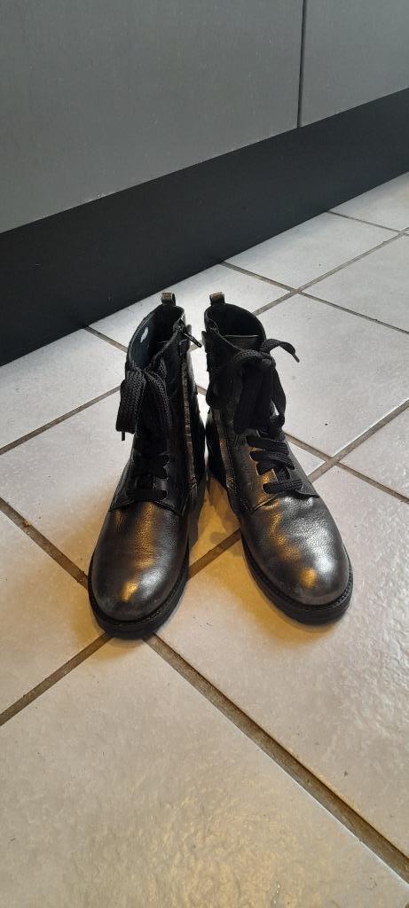 Mooie zilverkleurige Gattino laars maat 40!, Kinderen en Baby's, Kinderkleding | Schoenen en Sokken, Zo goed als nieuw, Laarzen