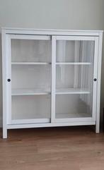 Hemnes Vitrinekast - Stijlvol en praktisch!, Huis en Inrichting, Kasten | Vitrinekasten, Ophalen, 100 tot 150 cm, 50 tot 100 cm