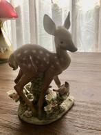 Lladro, no. 5674 hertje uit 1990, Ophalen of Verzenden, Zo goed als nieuw