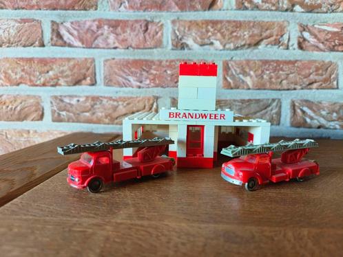Oude Lego brandweer korps+2 ladder wagens., Hobby en Vrije tijd, Modelauto's | 1:87, Gebruikt, Bus of Vrachtwagen, Overige merken