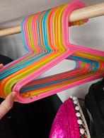 19 kinderkleerhangers, Ophalen of Verzenden