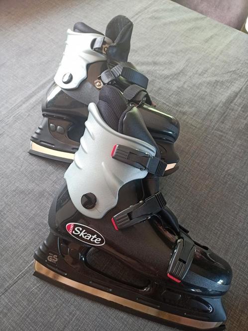 Schaatsen / hockey schaatsen /  hockey skate, Sport en Fitness, Schaatsen, Zo goed als nieuw, IJshockeyschaatsen, Overige merken