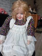 Grote porseleinen pop 65 cm, Verzamelen, Poppen, Ophalen of Verzenden, Zo goed als nieuw, Pop