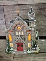 Lemax st luke's churh verlicht originele doos kerstdorp kers, Ophalen of Verzenden, Zo goed als nieuw