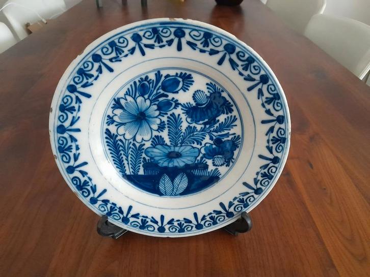 Delfts antiek bordje 23 cm uit 1775 - 1795., Antiek en Kunst, Antiek | Wandborden en Tegels, Ophalen of Verzenden