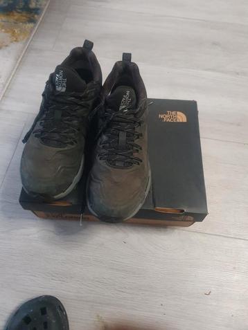 merk THe north face. beschikbaar voor biedingen