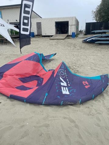 2024 Duotone Evo 12m Kite beschikbaar voor biedingen