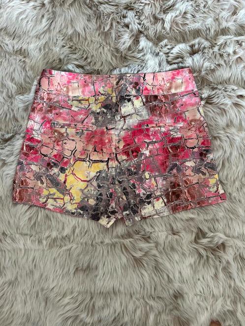 JoshV korte broek maat M, Kleding | Dames, Broeken en Pantalons, Zo goed als nieuw, Maat 38/40 (M), Roze, Kort, Ophalen of Verzenden