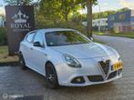 Alfa Romeo Giulietta 1.4 T Exclusive |AUT | Carplay | NAP, 65 €/maand, Euro 6, 4 cilinders, Wit