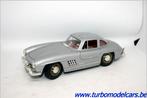 Mercedes Benz 300 SL Gullwing 1/18 Burago, Ophalen of Verzenden, Zo goed als nieuw, Auto, Bburago
