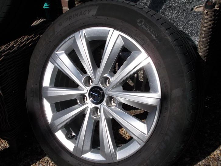OPEL ASTRA L VELGEN MET ZOMERBANDEN ORIGINEEL SCHADEVRIJ, Auto-onderdelen, Banden en Velgen, Banden en Velgen, Zomerbanden, 16 inch