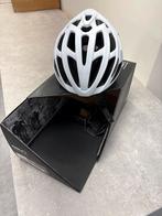 Agu Fietshelm - Nieuwstaat, Ophalen of Verzenden, Nieuw, Overige maten, Heer of Dame