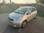 Toyota Yaris 1.4 D-4d 3DR Terra 2006 Grijs NAP!, Voorwielaandrijving, 4 cilinders, Origineel Nederlands, Particulier