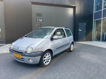 Renault Twingo 1.2 INITIALE  AUT LEDER Cabrio Dak AIRCO 2005 beschikbaar voor biedingen