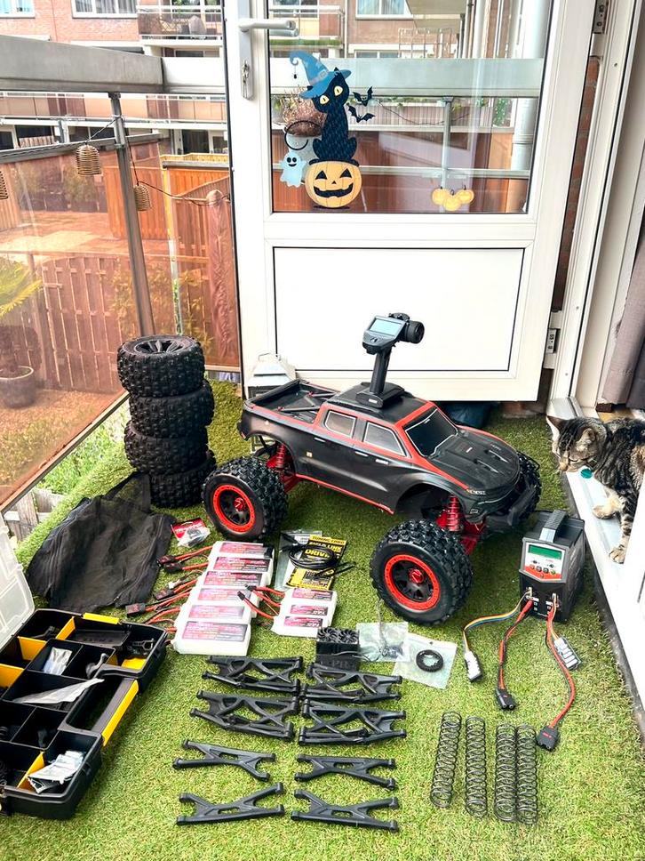 Traxxas xmaxx no lipo, Hobby en Vrije tijd, Modelbouw | Radiografisch | Auto's, Zo goed als nieuw, Auto offroad, Ophalen of Verzenden