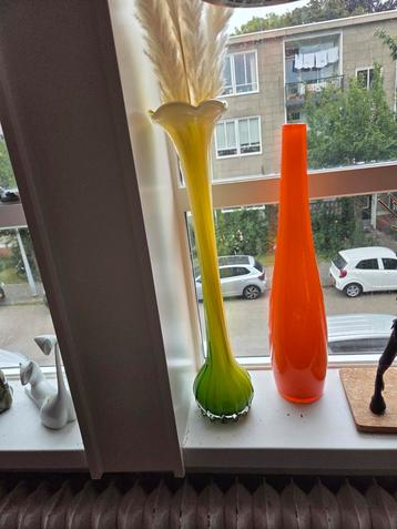 Murano groen gele uienvaas bloemkelk geel ui groen 49 cm.  beschikbaar voor biedingen