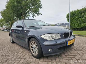 BMW 1-serie 118i beschikbaar voor biedingen