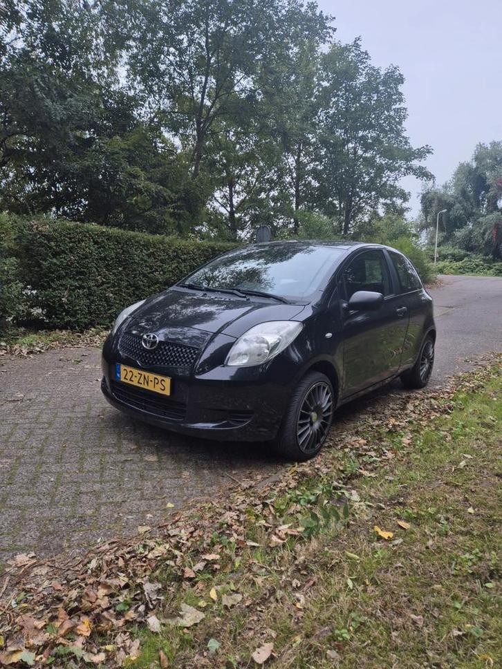 Toyota Yaris 1.0 12V Vvt-i 3DR Terra 2008 Zwart, Auto's, Toyota, Particulier, Yaris, Android Auto, Apple Carplay, Bluetooth, Centrale vergrendeling