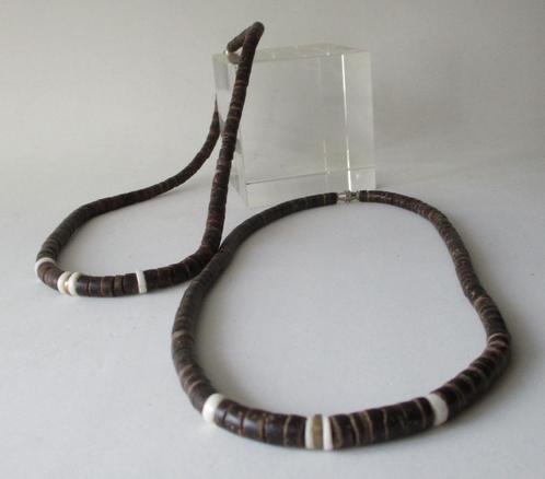 Ketting KT08: Mooie Bruine Schelp ketting-42½+40cm. met wit, Sieraden, Tassen en Uiterlijk, Kettingen, Nieuw, Steen of Mineraal