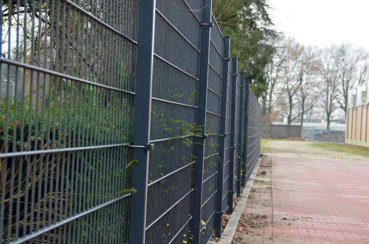 Goedkoop en IJzersterk Hekwerk om uw tuin, bedrijfspand hek, Tuin en Terras, Schuttingen, Nieuw, IJzer, 1 tot 2 meter, 6 meter of meer