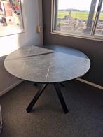 Ronde tafel met marmer patroon van ikea, Rond, Ophalen of Verzenden, Zo goed als nieuw, 100 tot 150 cm