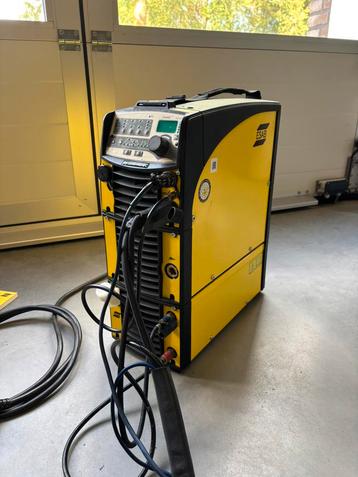 NIEUWSTAAT ESAB 2200I AC/DC PULSE TIG WATERGEKOELD!!!!!!! beschikbaar voor biedingen