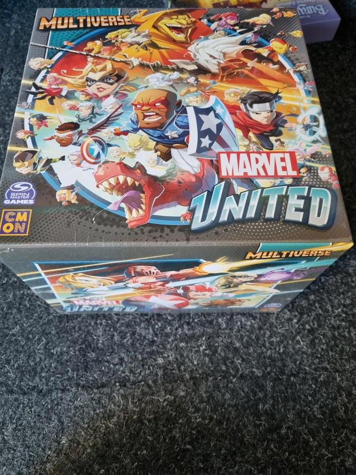 Marvel United: Multiverse (ks box), Hobby en Vrije tijd, Gezelschapsspellen | Bordspellen, Zo goed als nieuw, Een of twee spelers