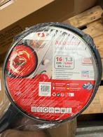 Nieuw in verpakking- alpina Steelpan met Deksel 16 cm, Huis en Inrichting, Keuken | Potten en Pannen, Ophalen of Verzenden, Nieuw