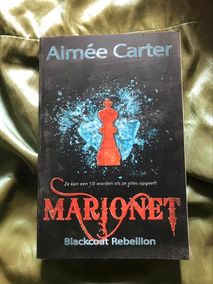 Marionet Aimee Carter, Boeken, Fantasy, Zo goed als nieuw, Ophalen of Verzenden