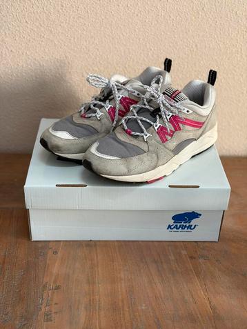 Karhu FUSION 2.0 DAWN BLUE/RAINY DAY beschikbaar voor biedingen