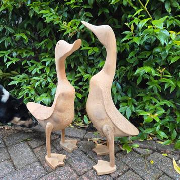 2 grote brocante houten beelden van eenden beschikbaar voor biedingen