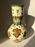 Platelen vaas: Plazuid plateel Gouda, Antiek en Kunst, Antiek | Keramiek en Aardewerk, Ophalen of Verzenden
