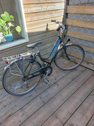 Prachtige Giant Avant 24V Hybride fiets! beschikbaar voor biedingen