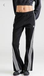 Adidas flared broek!, Kleding | Dames, Broeken en Pantalons, Nieuw, Lang, Ophalen of Verzenden, Maat 46/48 (XL) of groter