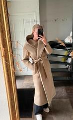 Goldbergh winterjas beige - 1 keer gedragen, Ophalen of Verzenden, Zo goed als nieuw, Maat 36 (S), Beige