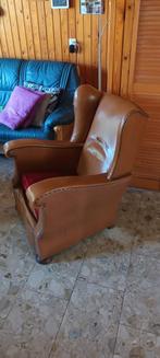 Antieke oorstoel; opknapper, Huis en Inrichting, Fauteuils, Ophalen, Gebruikt, Leer