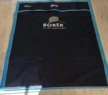 Mooi stalgordijn One Equestrian beschikbaar voor biedingen