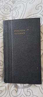 het boek der psalmen nevens de gezangen - oud, Antiek en Kunst, Antiek | Boeken en Bijbels, Ophalen of Verzenden, De nederlandsche bijbel