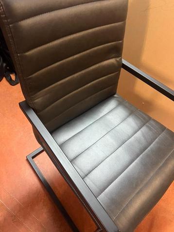 Antraciet stoelen met leerlook (5x) beschikbaar voor biedingen