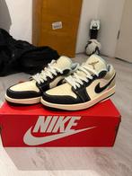 Nike air jordan 1 Low SE coconut milk black, Zwart, Nike, Nieuw, Ophalen of Verzenden