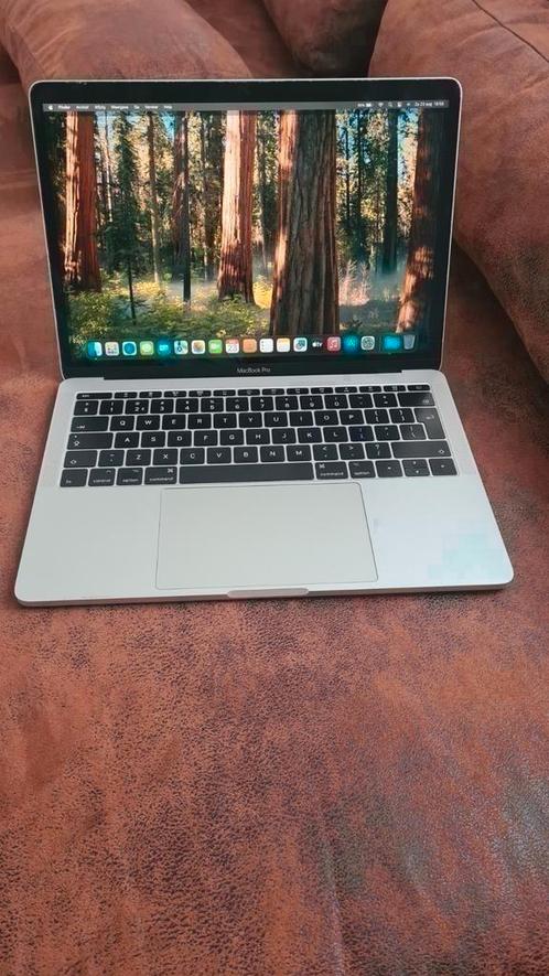 MacBook Pro 13 Inch - Met Laatste MacOS Versie 15.7 Zeer Net, Computers en Software, Apple Macbooks, Zo goed als nieuw, MacBook Pro