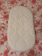 Wiegmatras ovaal, Ophalen, Zo goed als nieuw, Wieg