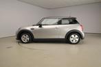 Mini 3-deurs Cooper Handgeschakeld / LED / DAB / PDC / Clima, Auto's, Voorwielaandrijving, Gebruikt, Met garantie (alle), 4 stoelen