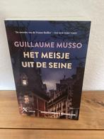 Het meisje uit de Seine - Guillaume Musso, Ophalen of Verzenden, Zo goed als nieuw, Nederland