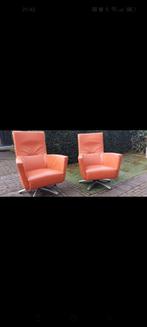 Mooie moderne lederen oranje draaifauteuils, Huis en Inrichting, Fauteuils, Ophalen, Gebruikt, Minder dan 50 cm