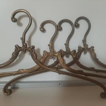 vintage messing kledinghanger 4stuks  beschikbaar voor biedingen