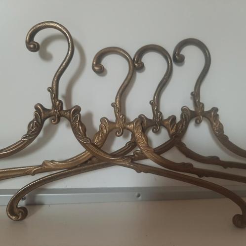 vintage messing kledinghanger 4stuks, Antiek en Kunst, Antiek | Koper en Brons, Ophalen of Verzenden