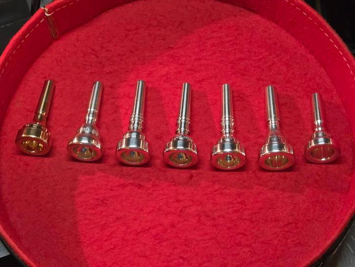 Diverse Cornet Mondstukken, Muziek en Instrumenten, Blaasinstrumenten | Trompetten, Gebruikt, Overige typen, Ophalen of Verzenden