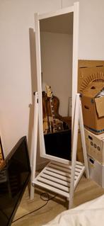 Staande spiegel met opbergschap ikea isfjorden, Huis en Inrichting, Woonaccessoires | Spiegels, Ophalen, Minder dan 50 cm, Zo goed als nieuw